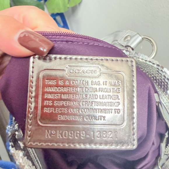 Y2K Vintage Coach Silver Sequin Poppy Spotlight 13821 - Picture 7 of 10